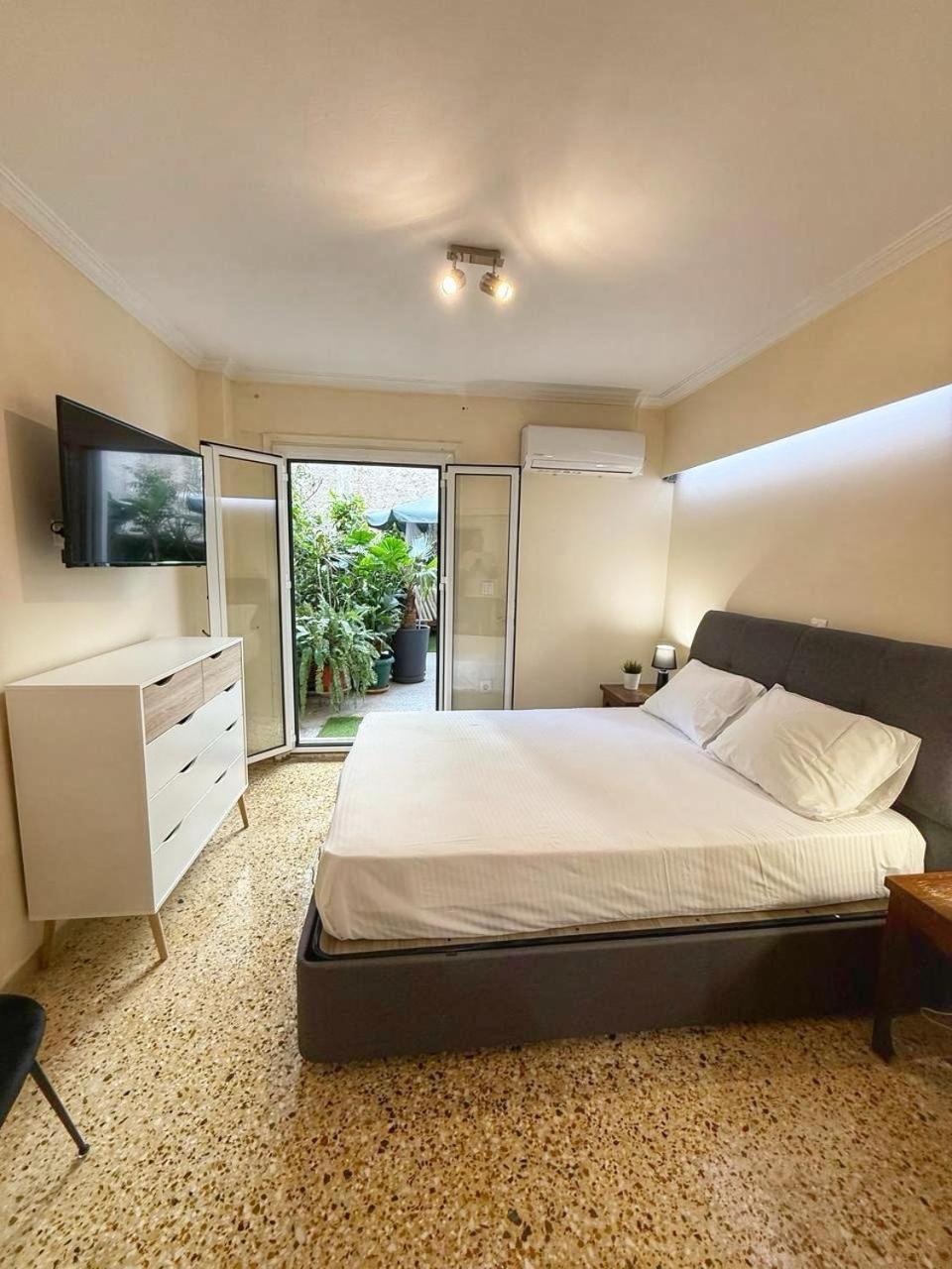 Modern Apartment In The Heart Of Athens Near Acropolis Atenas Exterior foto