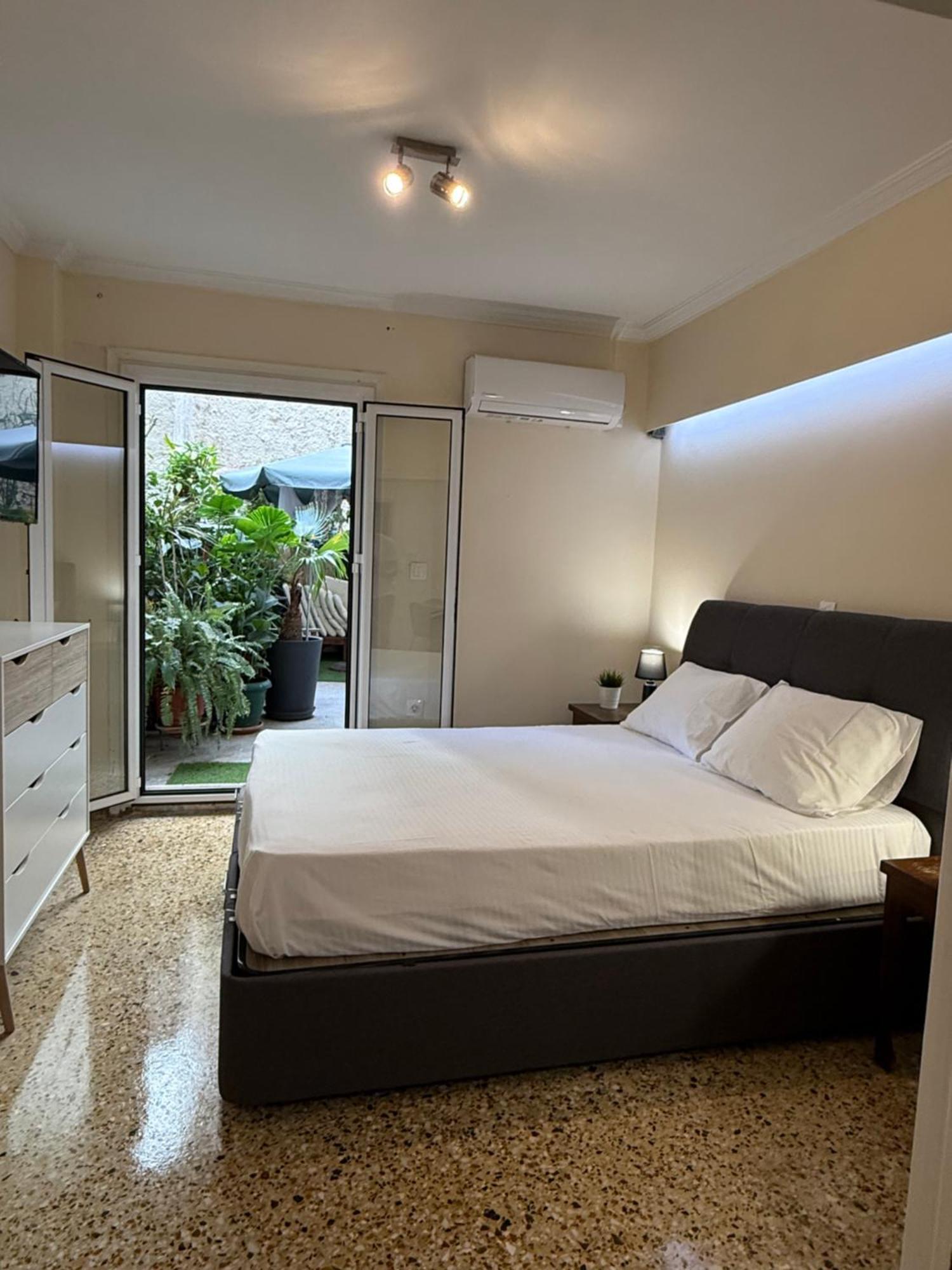 Modern Apartment In The Heart Of Athens Near Acropolis Atenas Exterior foto